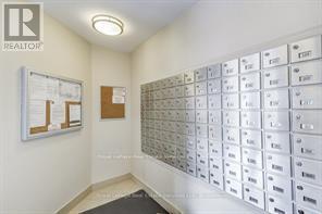 201 - 3060 Rotary Way W, Burlington, Ontario  L7M 0G9 - Photo 7 - W12885446