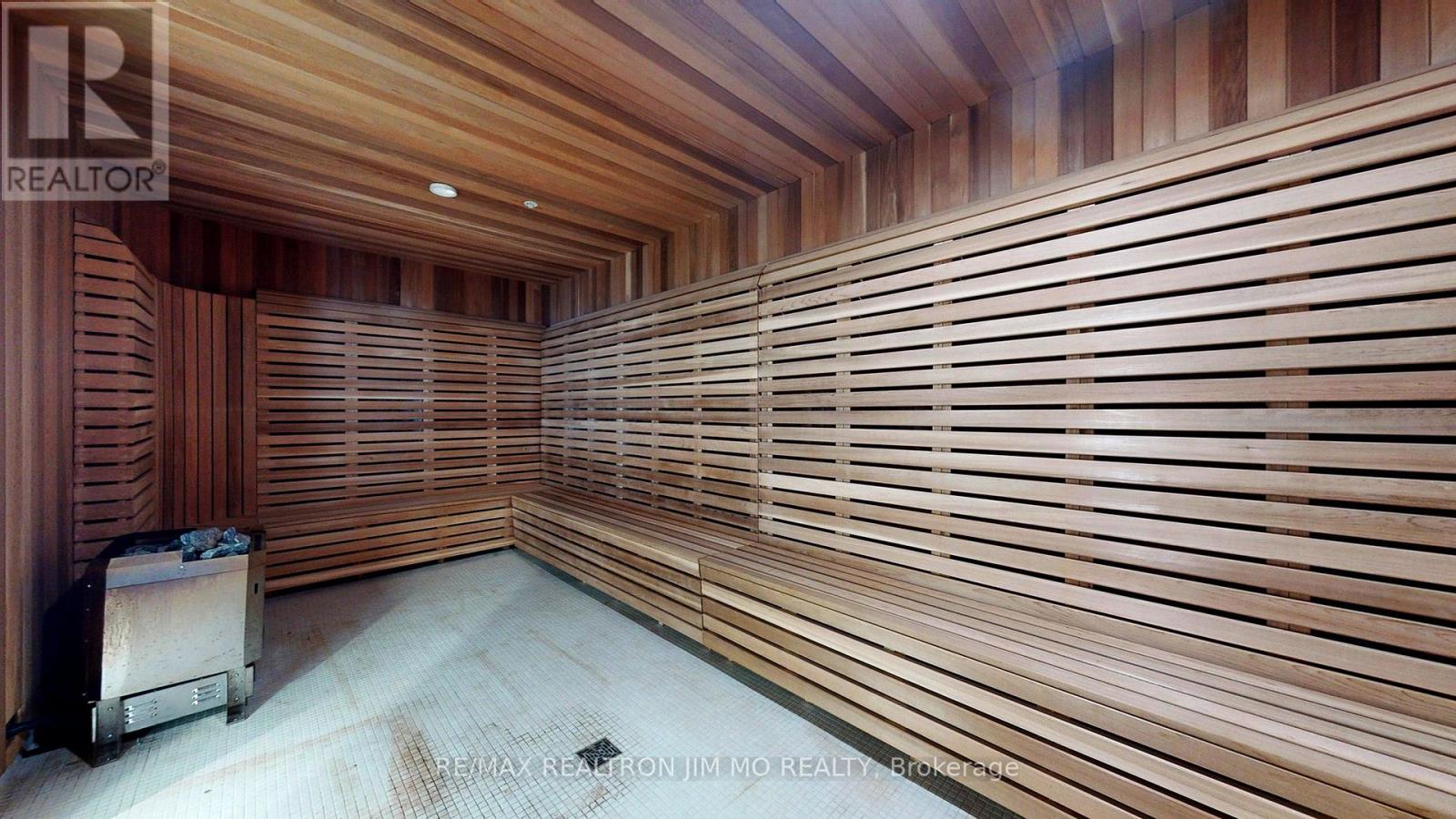 1501 - 11 Wellesley Street W, Toronto, Ontario M4Y 0G4 - Photo 39 - C12885418