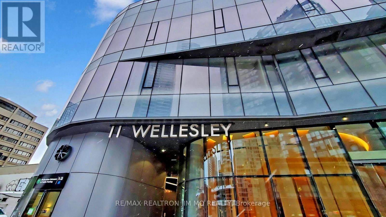 1501 - 11 Wellesley Street W, Toronto, Ontario M4Y 0G4 - Photo 5 - C12885418