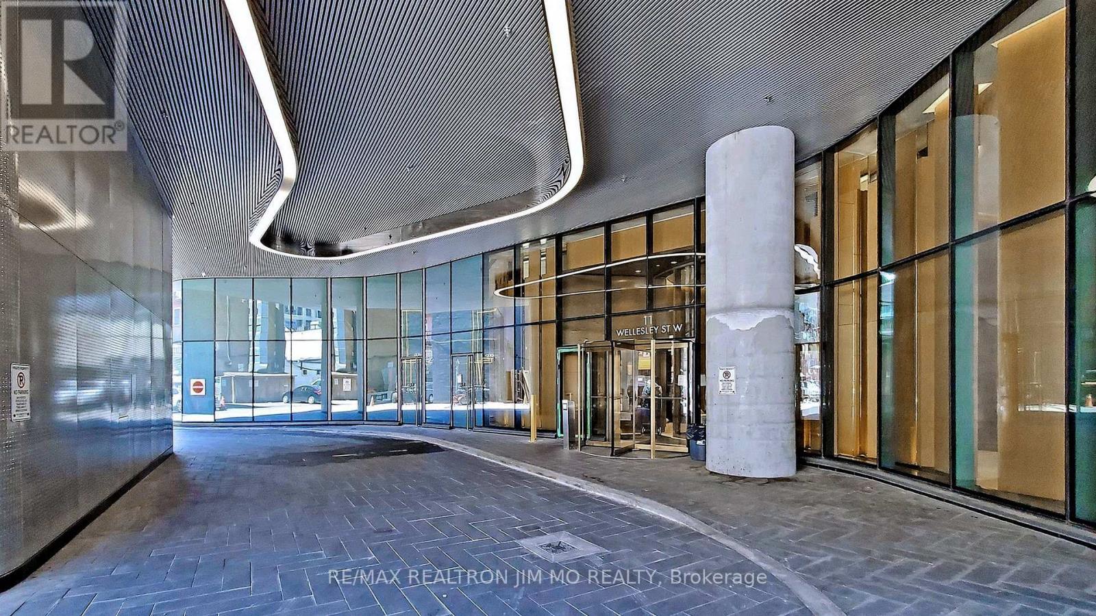 1501 - 11 Wellesley Street W, Toronto, Ontario M4Y 0G4 - Photo 6 - C12885418