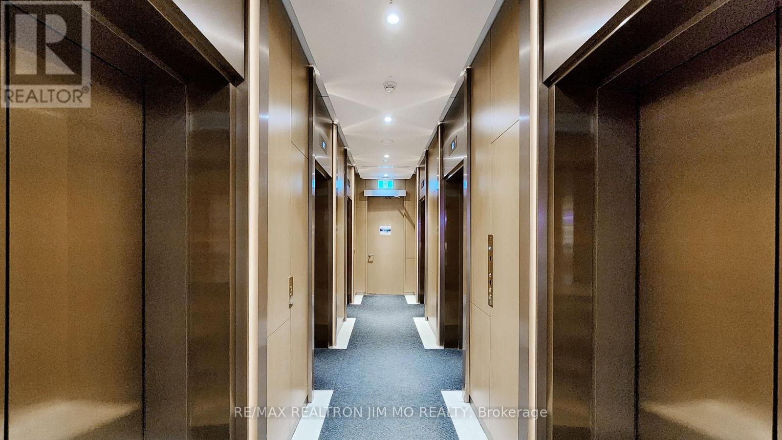 1501 - 11 Wellesley Street W, Toronto, Ontario M4Y 0G4 - Photo 9 - C12885418