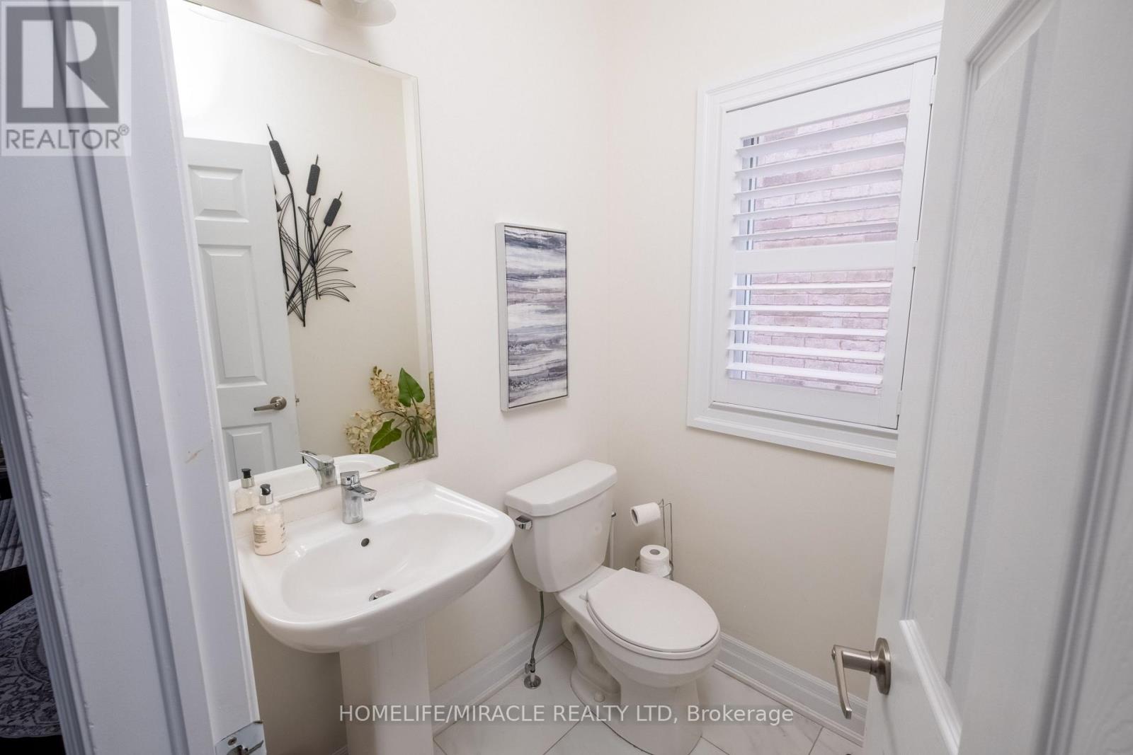 1214 Shankel Road, Oshawa, Ontario  L1K 3G2 - Photo 5 - E12885424