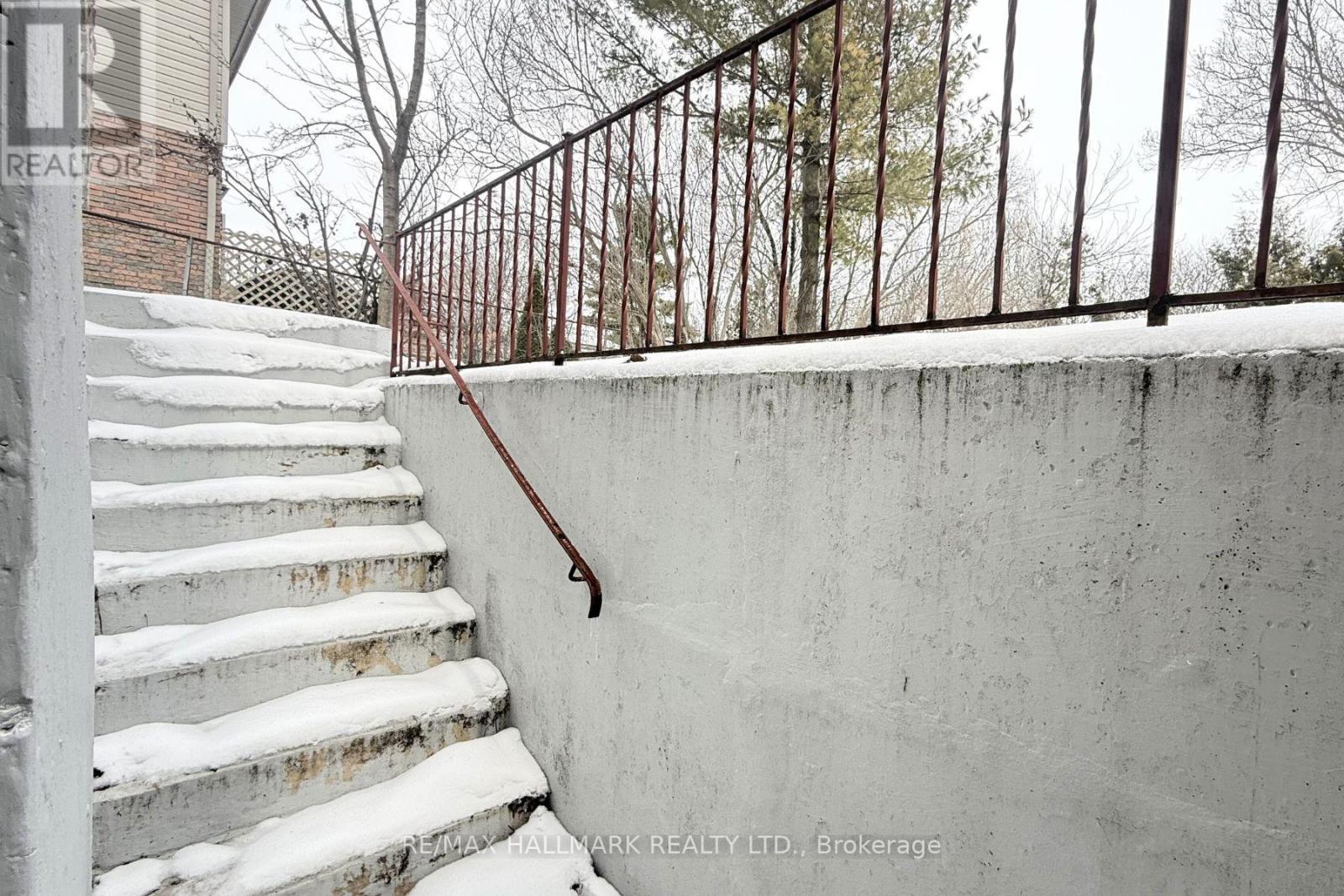 103 Guthrie Crescent, Whitby, Ontario  L1P 1A6 - Photo 14 - E12885434