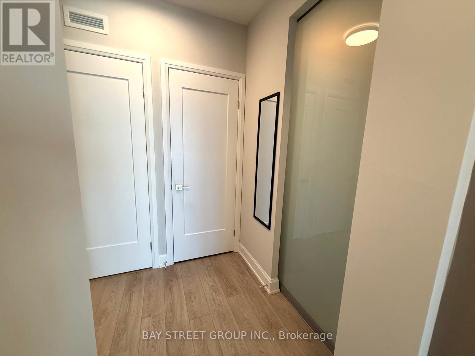 1008 - 38 Gandhi Lane, Markham, Ontario  L3T 0G9 - Photo 12 - N12885414