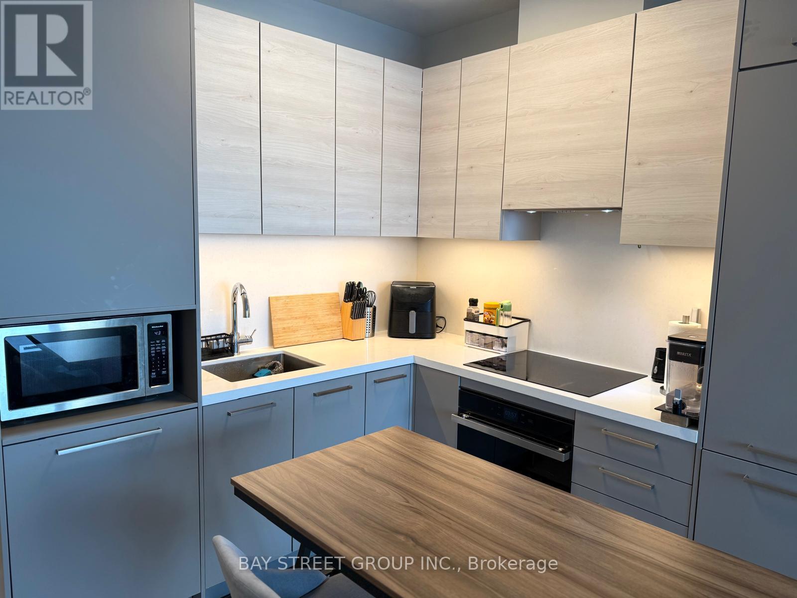 1008 - 38 Gandhi Lane, Markham, Ontario  L3T 0G9 - Photo 17 - N12885414