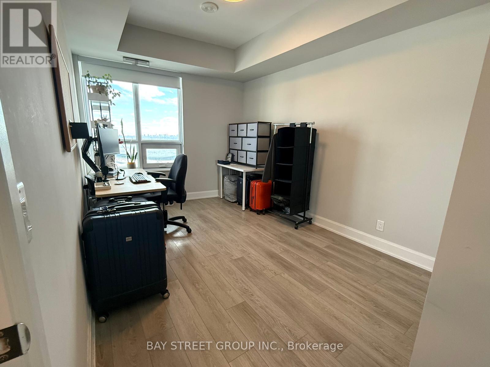 1008 - 38 Gandhi Lane, Markham, Ontario  L3T 0G9 - Photo 22 - N12885414