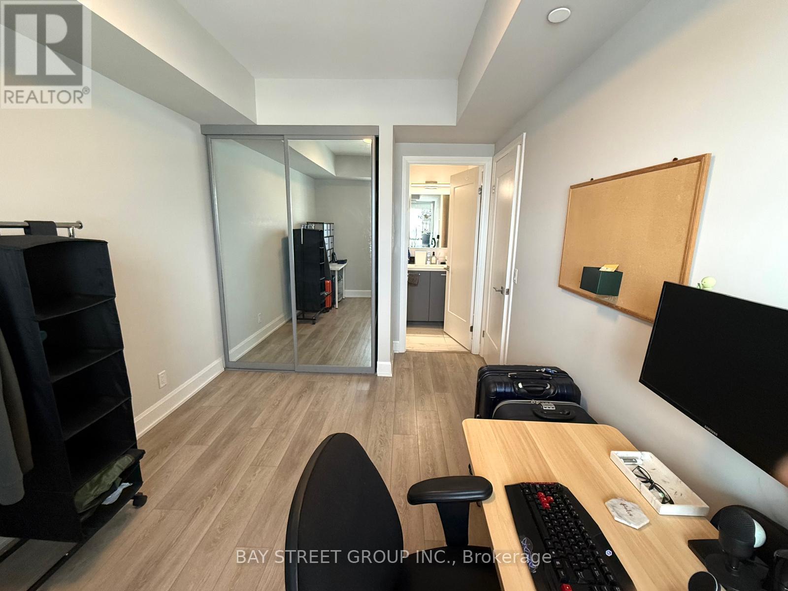 1008 - 38 Gandhi Lane, Markham, Ontario  L3T 0G9 - Photo 24 - N12885414