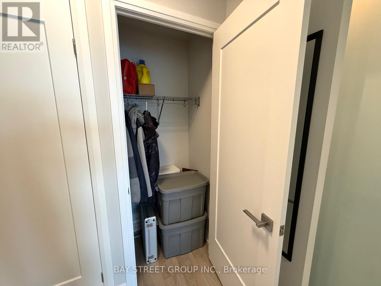 1008 - 38 Gandhi Lane, Markham, Ontario  L3T 0G9 - Photo 29 - N12885414