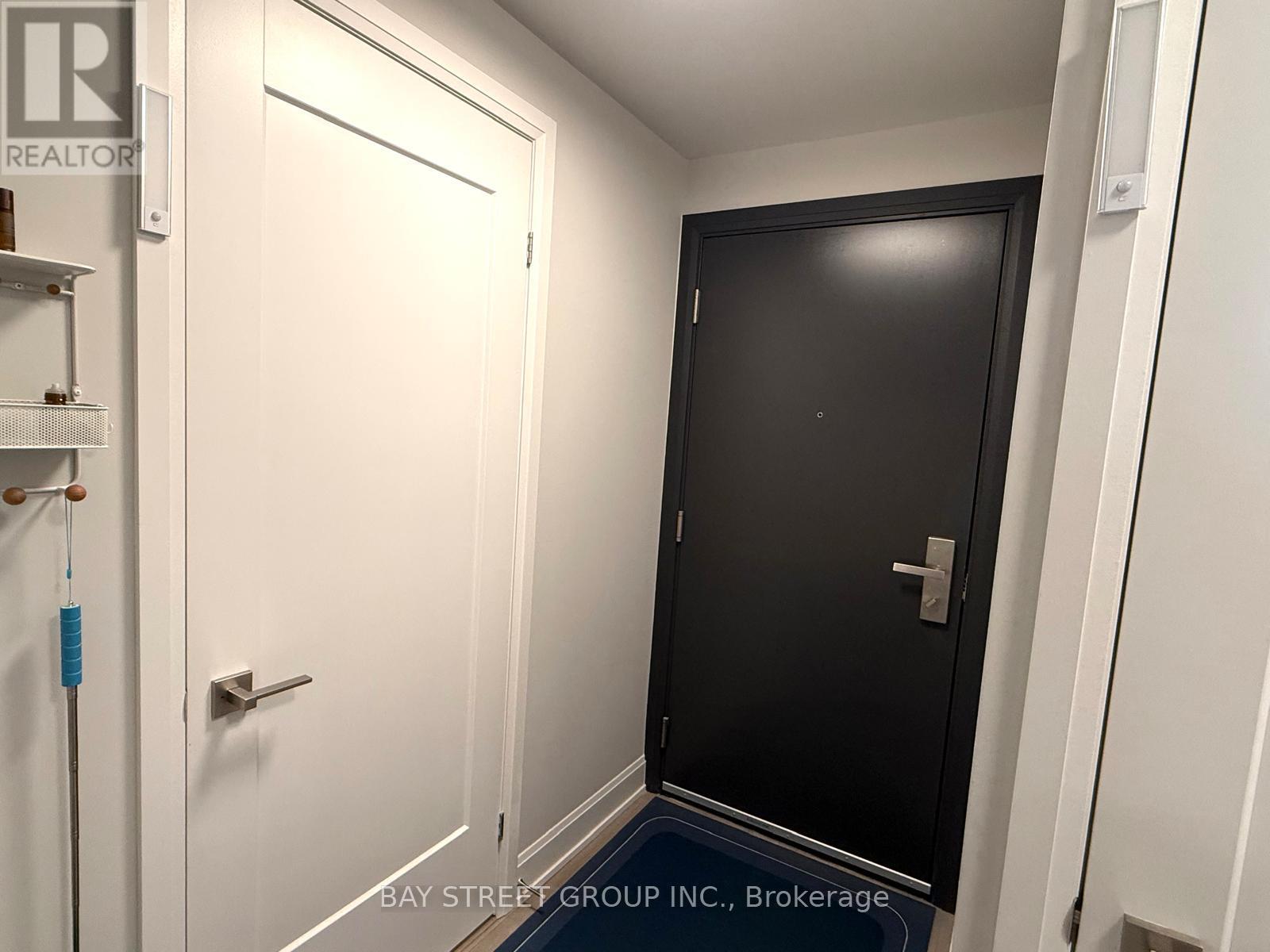 1008 - 38 Gandhi Lane, Markham, Ontario  L3T 0G9 - Photo 8 - N12885414