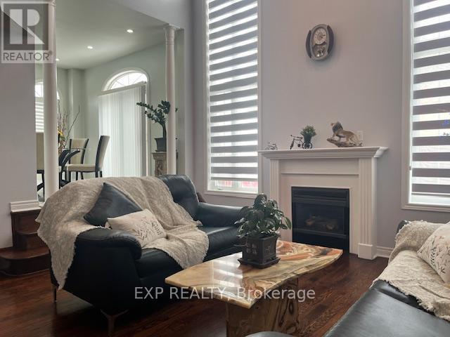 129 Ledge Rock Drive, Vaughan, Ontario  L4H 2G7 - Photo 13 - N12885420