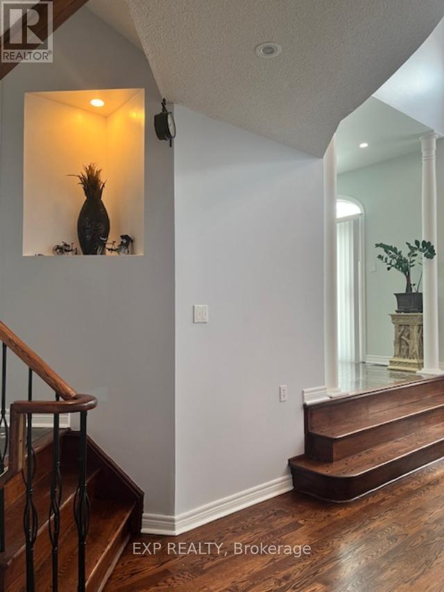 129 Ledge Rock Drive, Vaughan, Ontario  L4H 2G7 - Photo 18 - N12885420