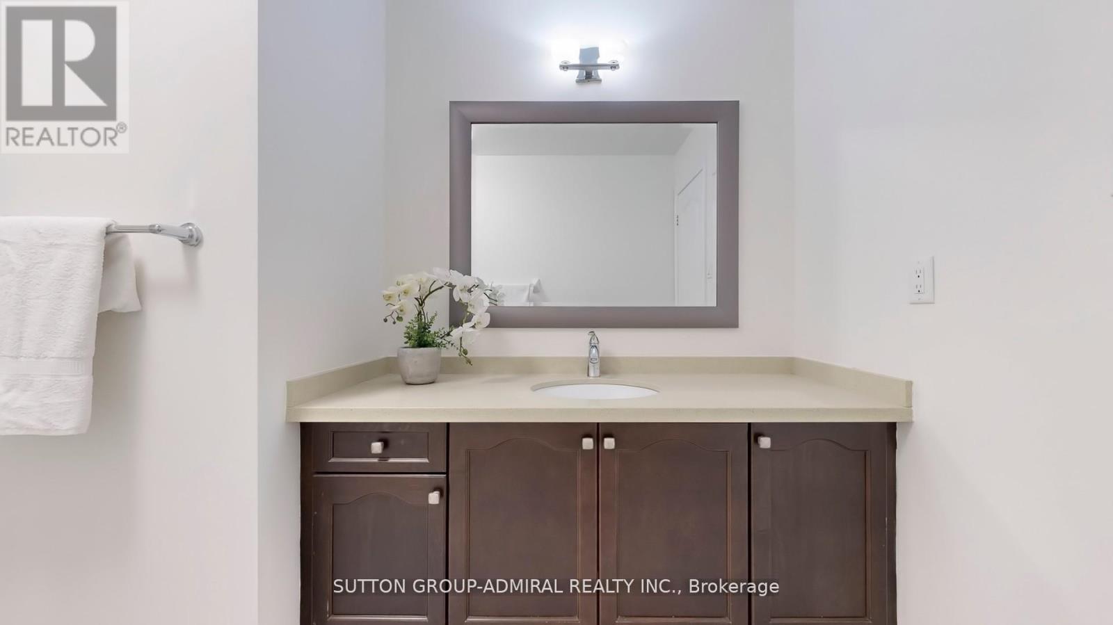 186 Ascalon Drive, Vaughan, Ontario  L6A 0M8 - Photo 15 - N12885440