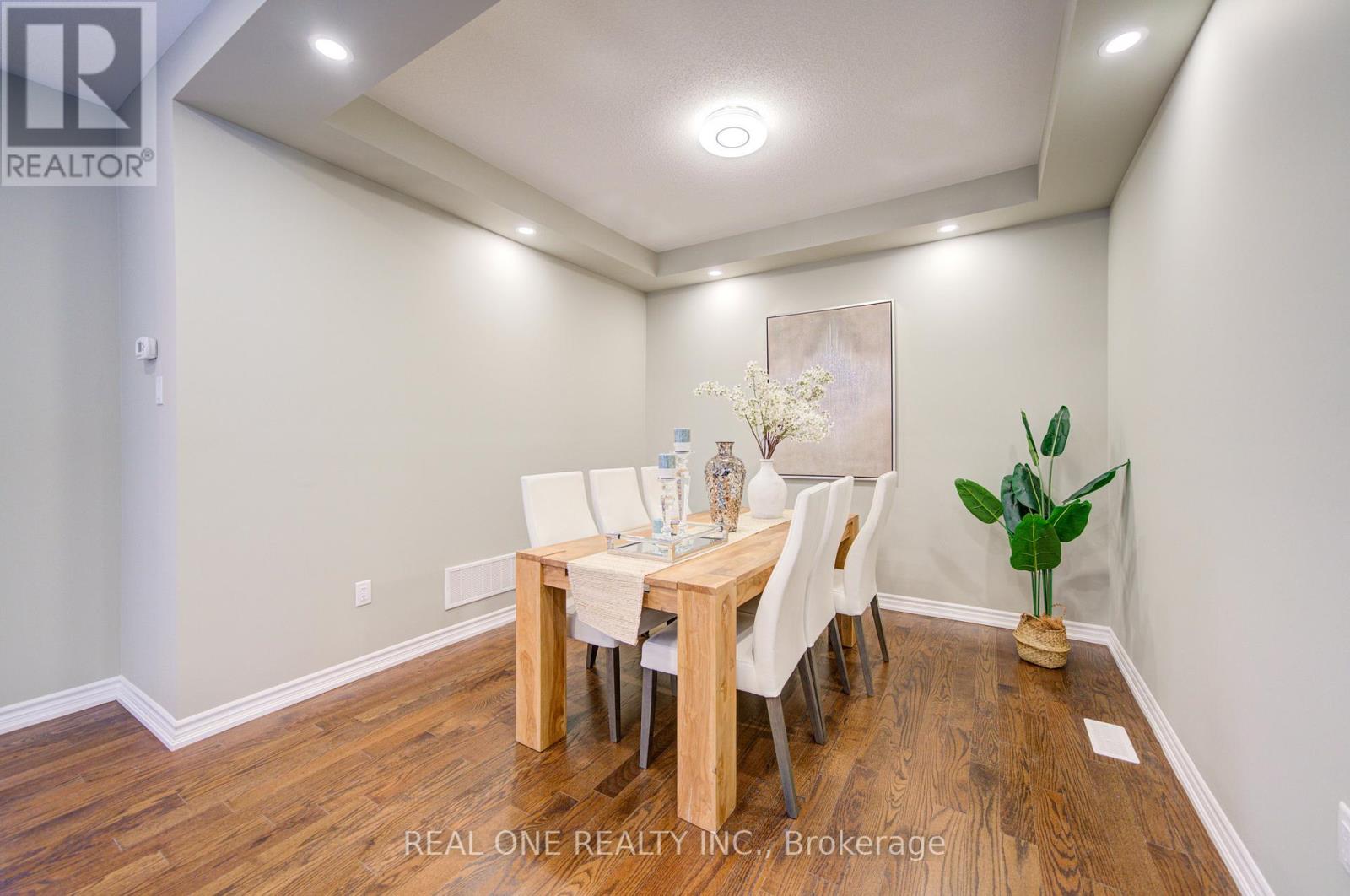 396 Thomas Phillips Drive, Aurora, Ontario  L4G 0T2 - Photo 11 - N12885444