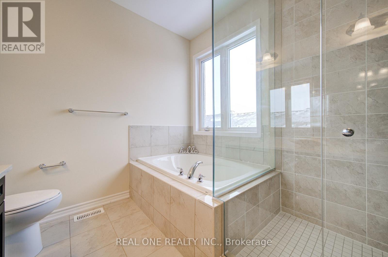 396 Thomas Phillips Drive, Aurora, Ontario  L4G 0T2 - Photo 26 - N12885444