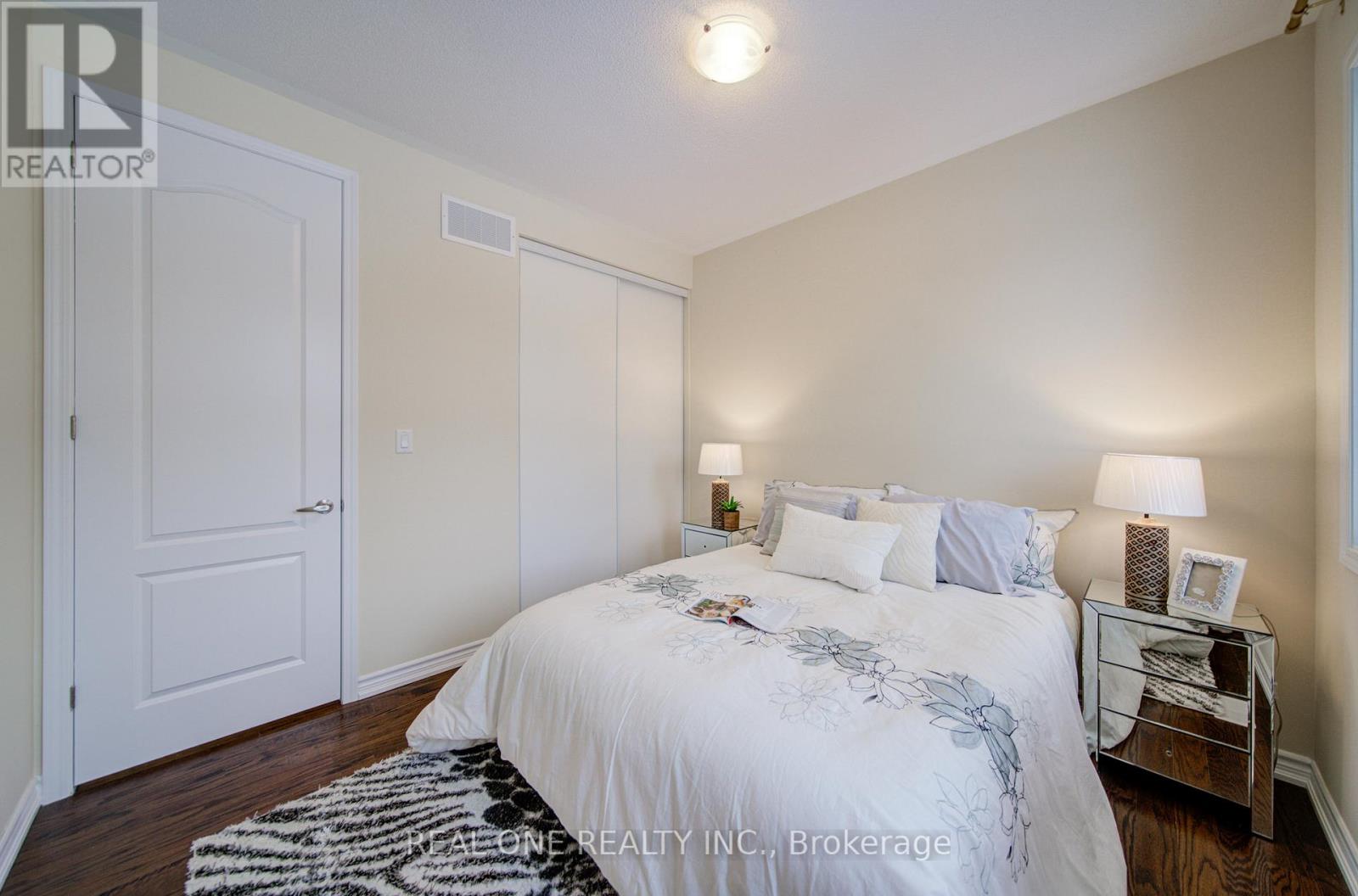 396 Thomas Phillips Drive, Aurora, Ontario  L4G 0T2 - Photo 31 - N12885444