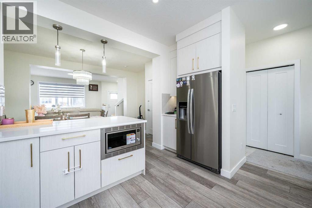 358 Chelsea Hollow, Chestermere, Alberta  T1X 2T3 - Photo 11 - A2289601