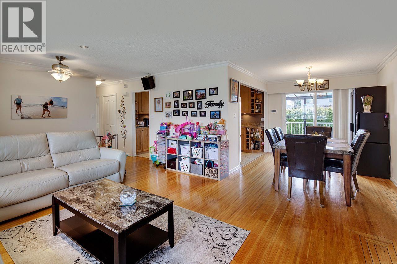 3436 Wellington Street, Port Coquitlam, British Columbia  V3B 3Y2 - Photo 4 - R3099551