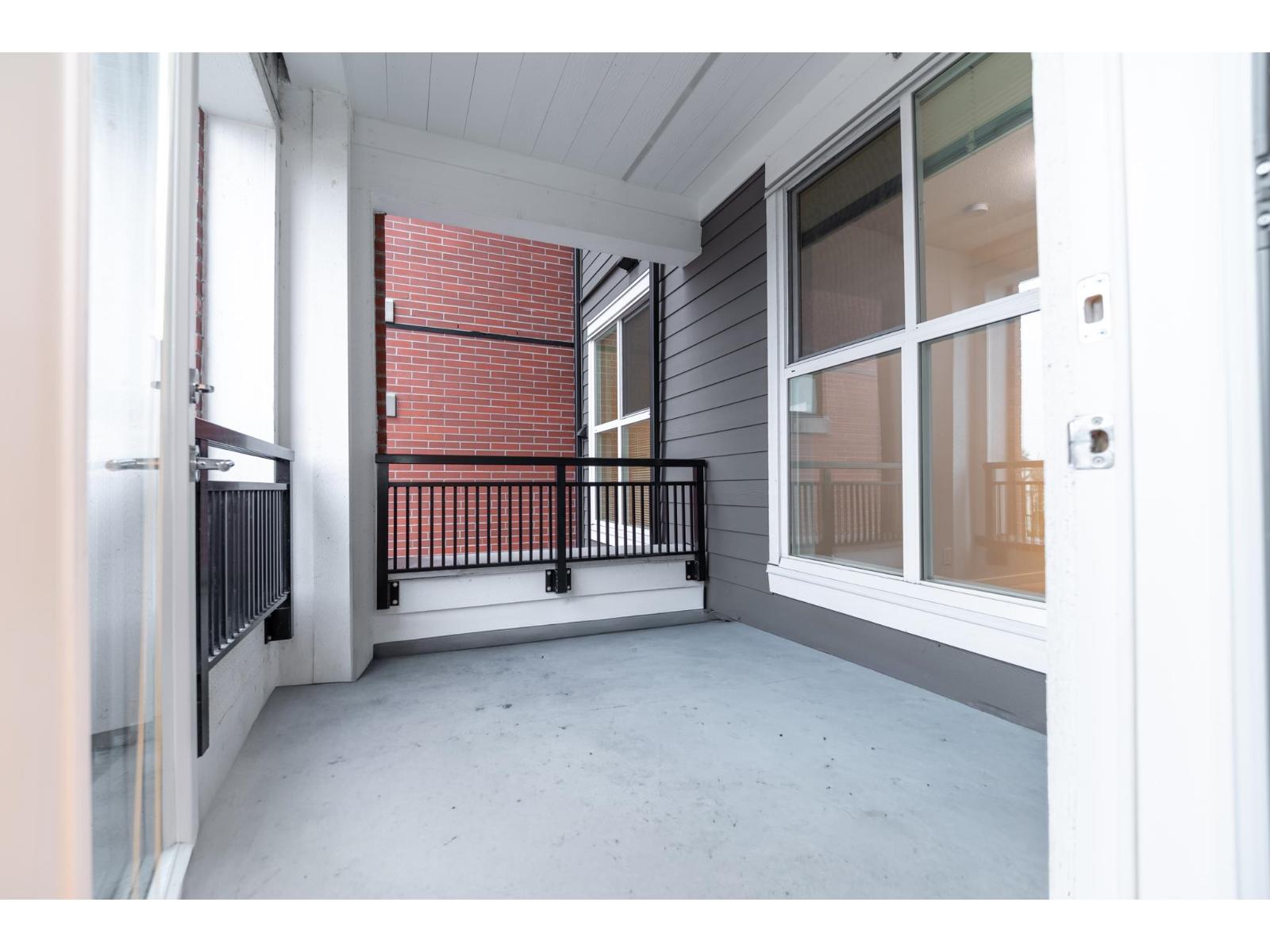 C315 8150 207th Street, Langley, British Columbia  V2Y 4J4 - Photo 5 - R3097864