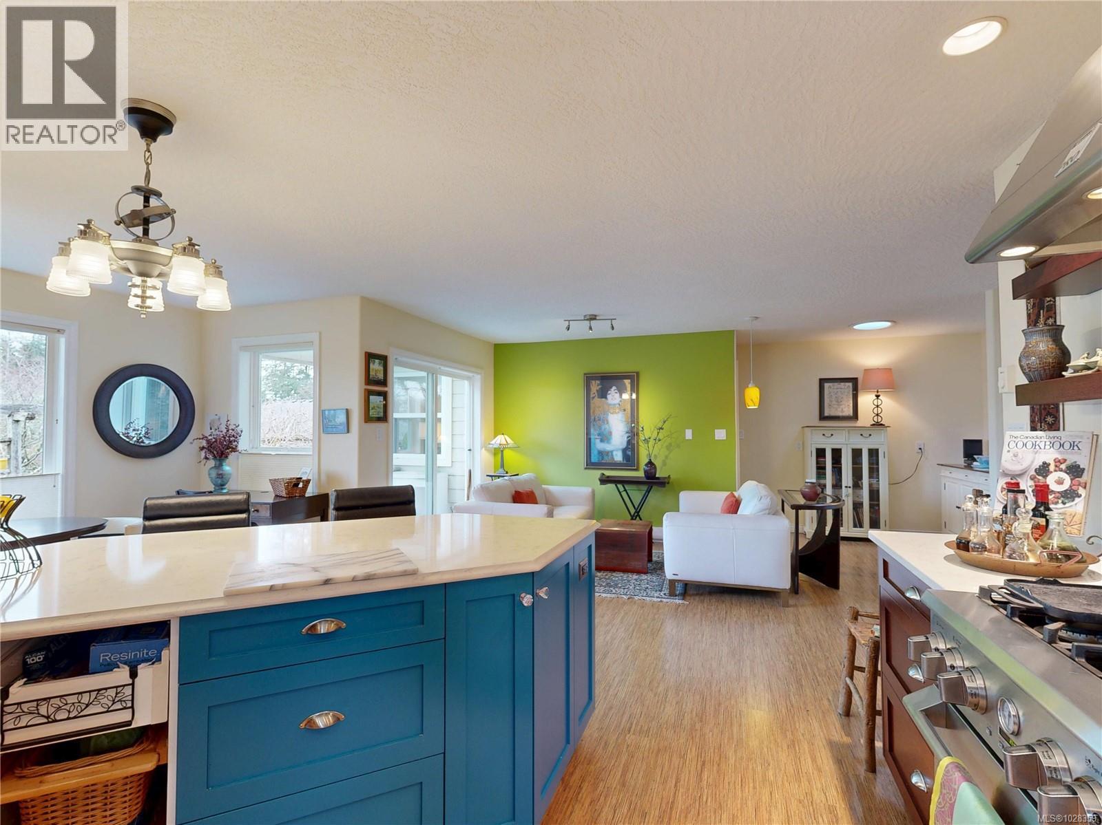 1607 Marshalls Pl, Sooke, British Columbia  V9Z 0T1 - Photo 13 - 1028359