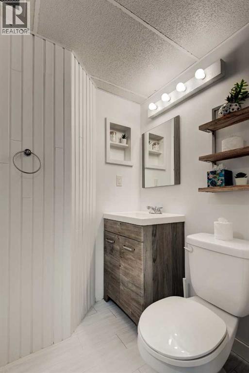 959 Bracewood Rise Sw, Calgary, Alberta  T5W 3E8 - Photo 34 - A2289112