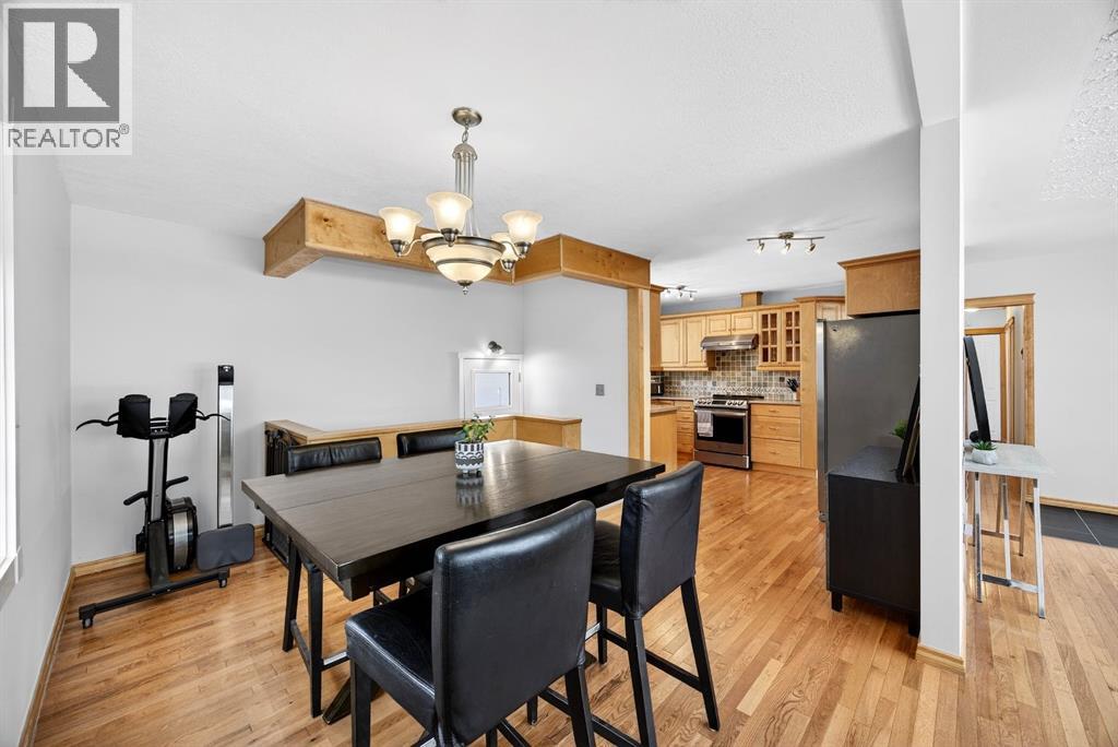 154 Windermere Road Sw, Calgary, Alberta  T3C 3K8 - Photo 6 - A2288937