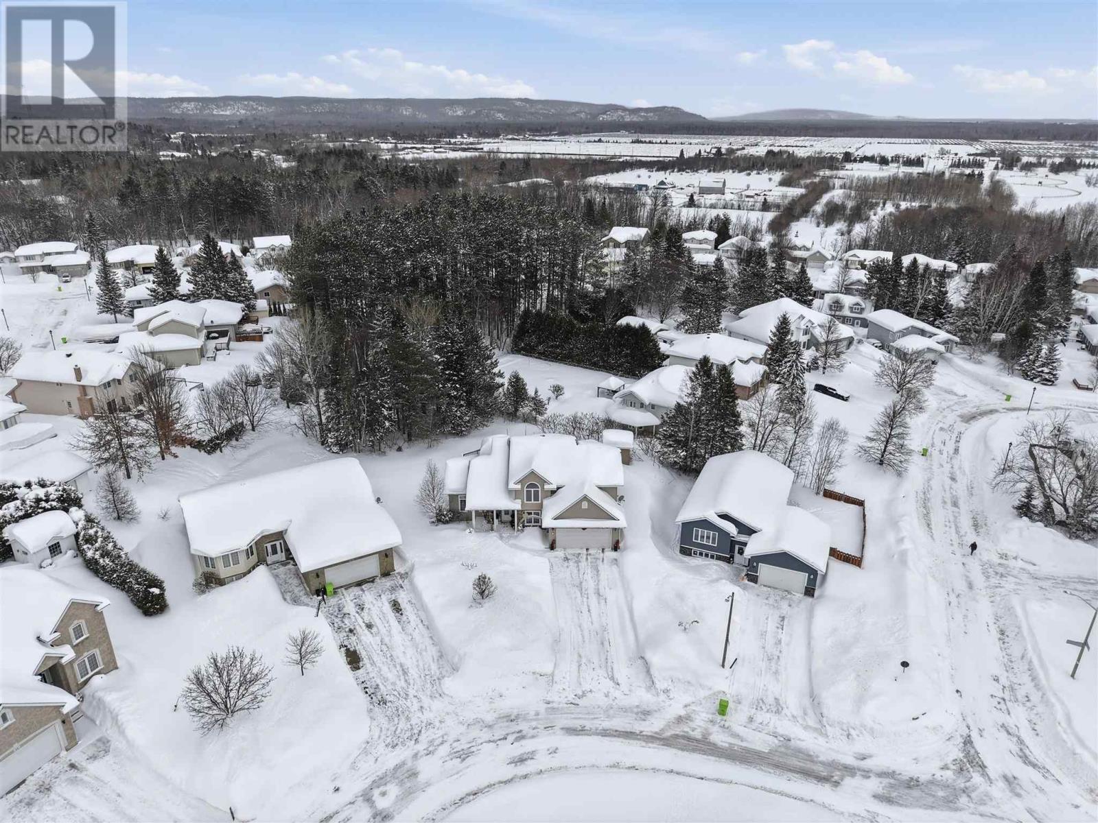 6 Millstream Dr, Sault Ste. Marie, Ontario P6B 6L7 - Photo 40 - SM260369