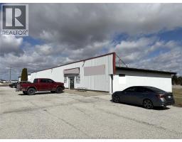 901 ST CLAIR STREET, Chatham, Ontario