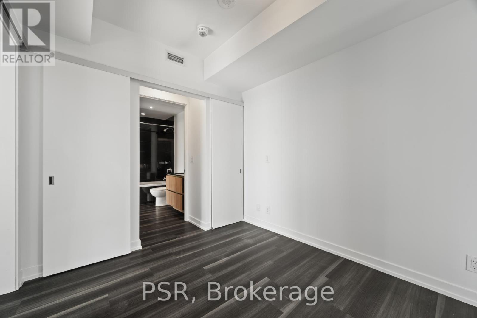 1802 - 25 Ordnance Street, Toronto (Niagara), Ontario  M6K 0E9 - Photo 8 - C12807858