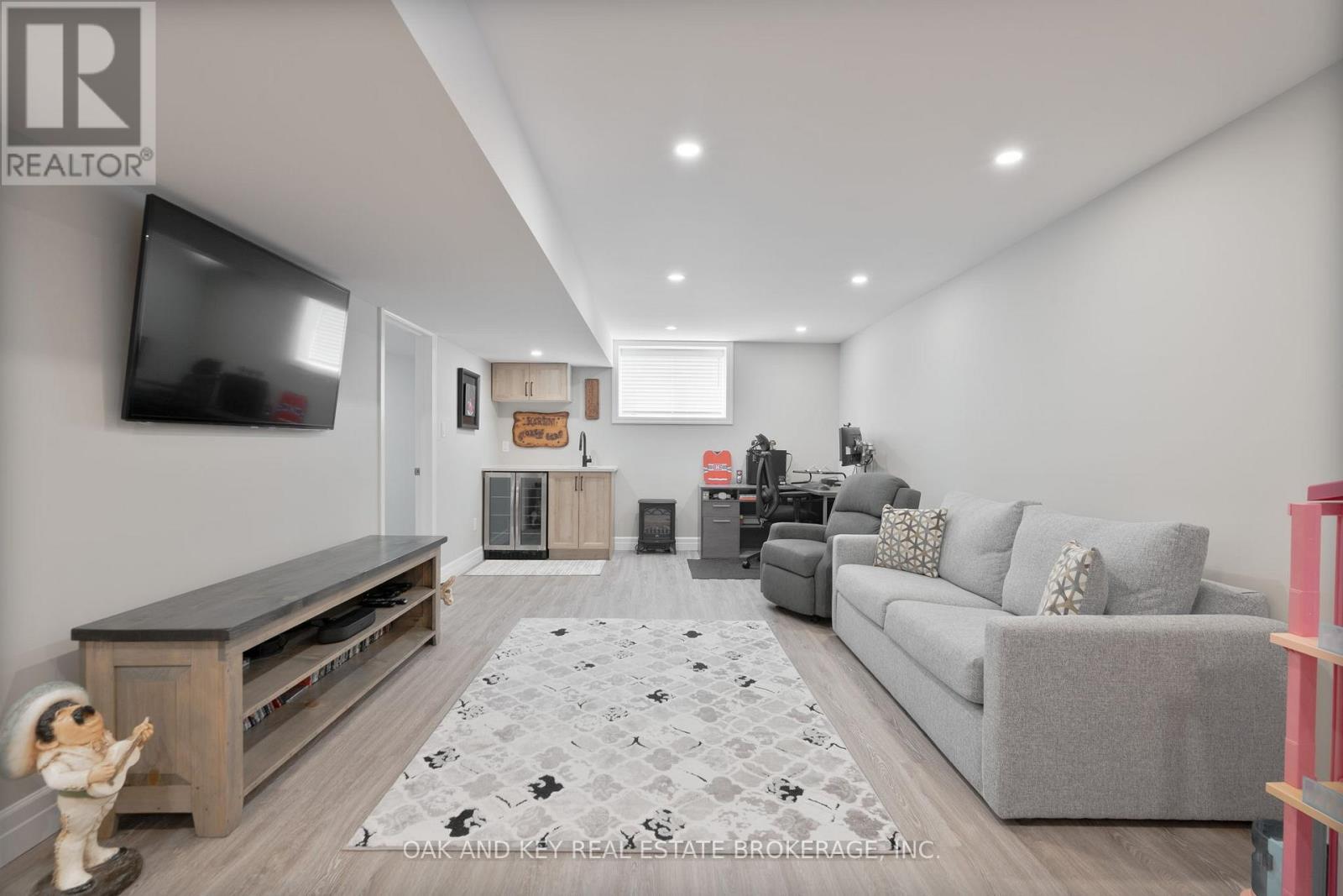 25 Hardy Court, Lucan Biddulph (Lucan), Ontario  N0M 2J0 - Photo 27 - X12660220