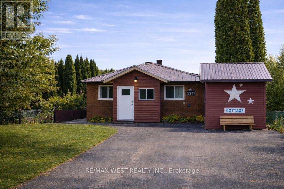 2231 North Orr Lake Road, Springwater, Ontario  L0L 1P0 - Photo 10 - S12776044