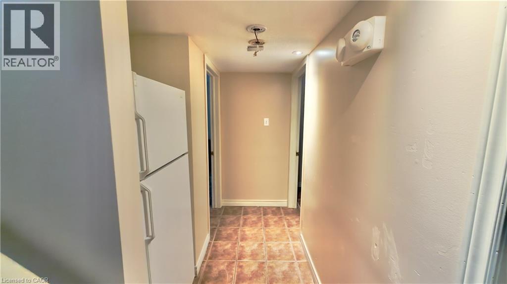 16 Marshall Street Unit# B, Waterloo, Ontario  N2J 2T2 - Photo 16 - 40812359