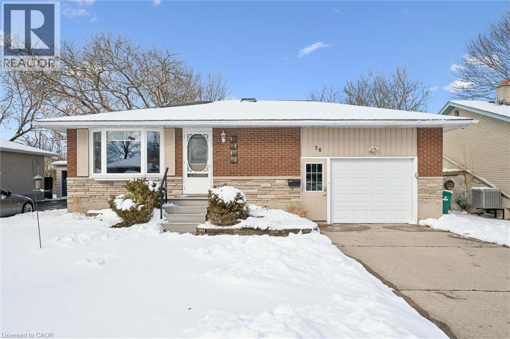 36 BLUEJAY Road, Elmira, Ontario