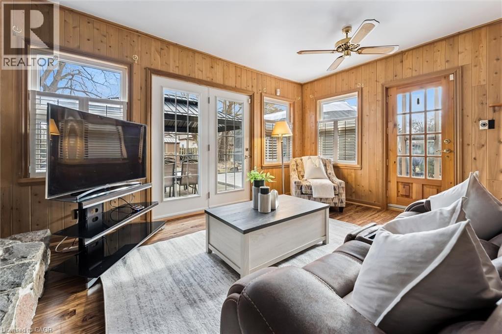 129 Talbot Street, Kitchener, Ontario  N2M 2B2 - Photo 17 - 40810116