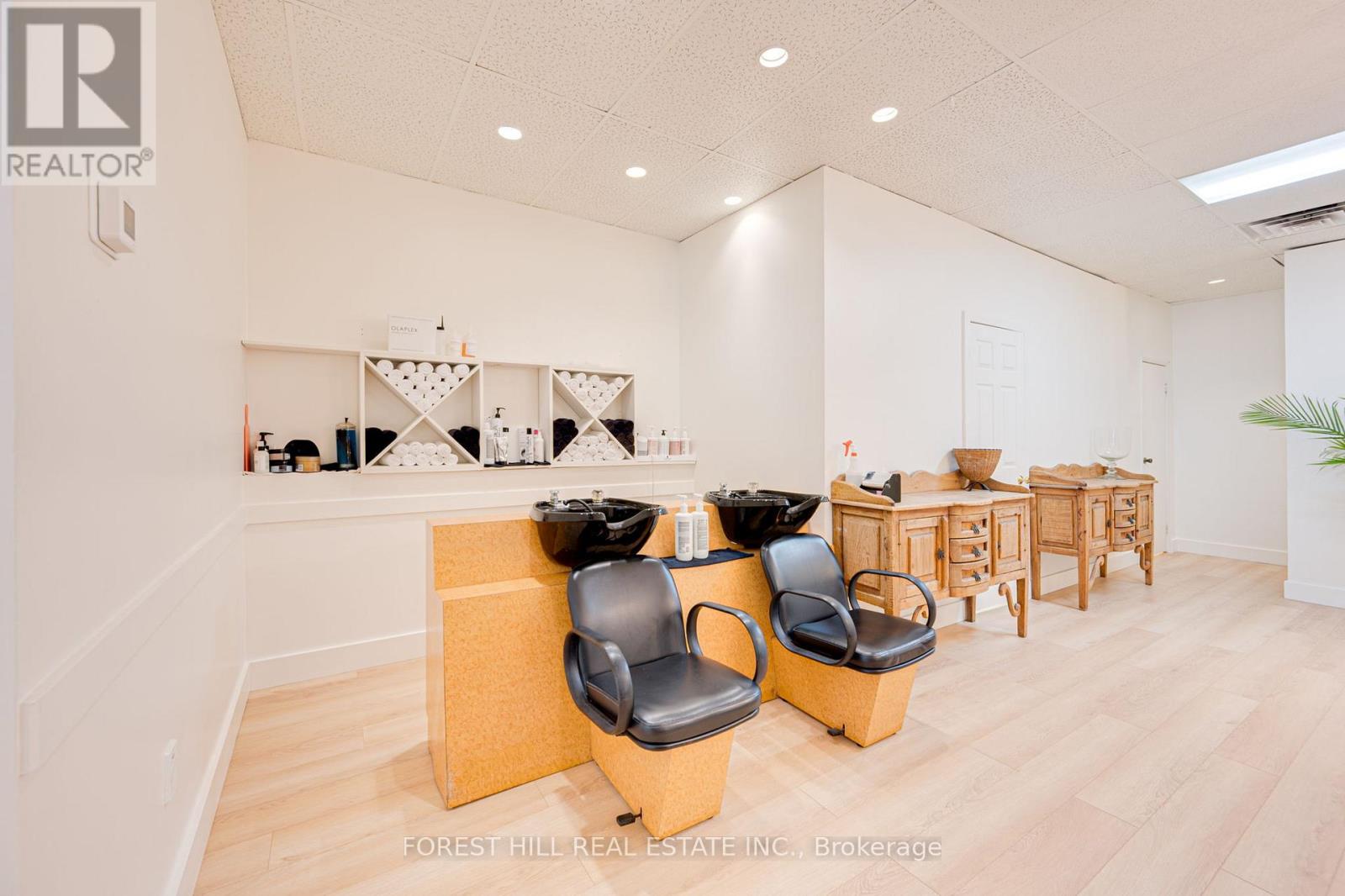 3 - 49 Mississauga Road N, Mississauga, Ontario  L5H 2H9 - Photo 21 - W12690656