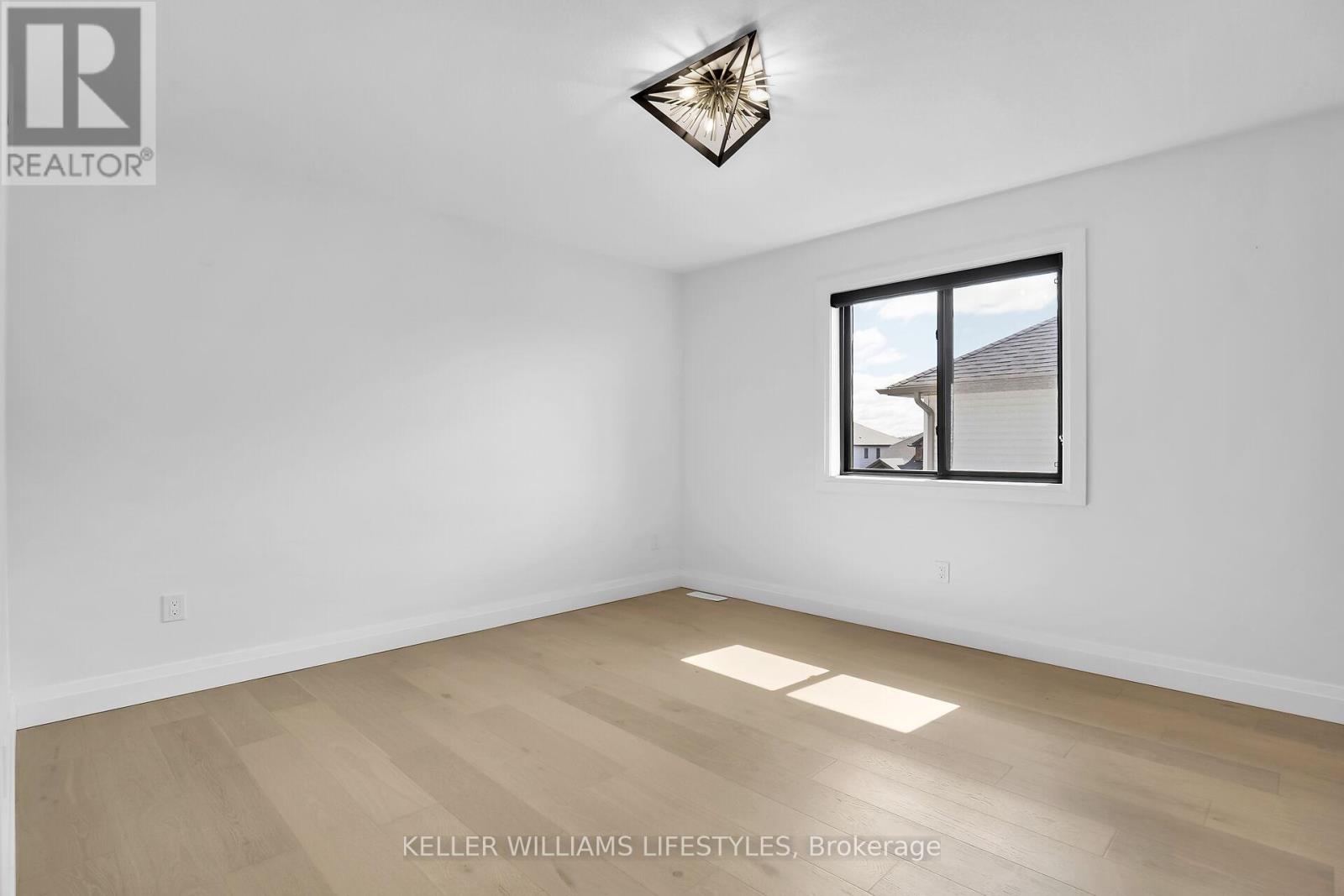 104 Crestview Drive, Middlesex Centre, Ontario  N0L 1R0 - Photo 29 - X12885458