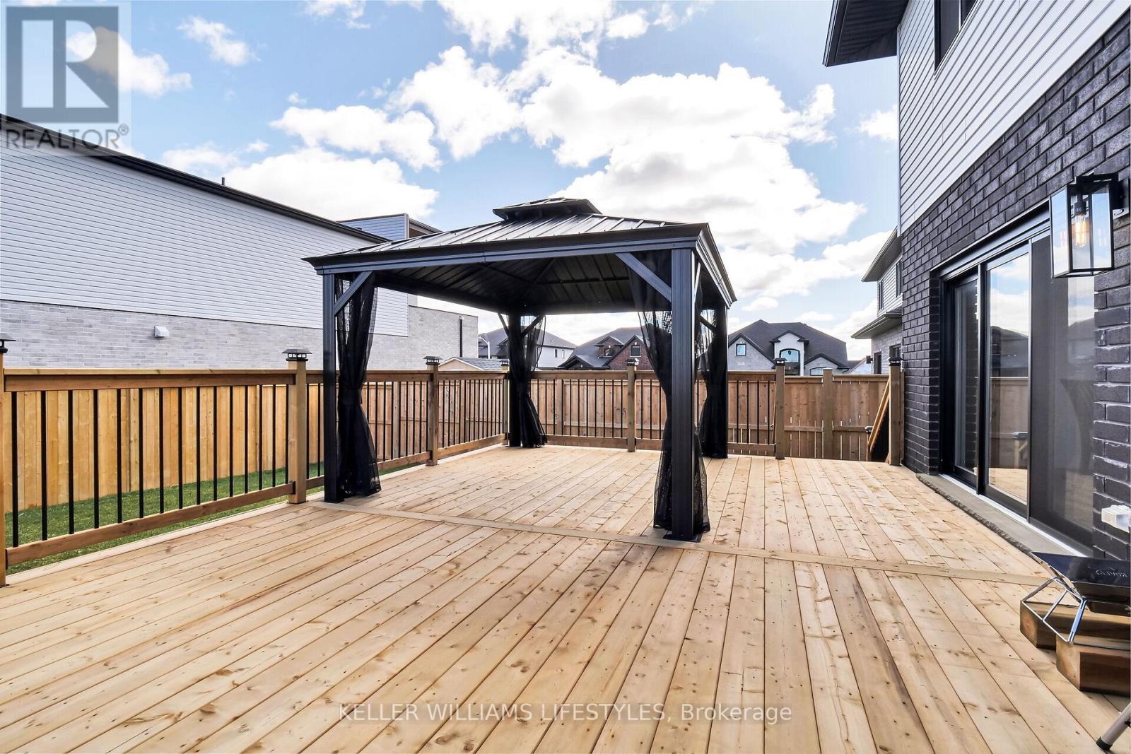 104 Crestview Drive, Middlesex Centre, Ontario  N0L 1R0 - Photo 41 - X12885458