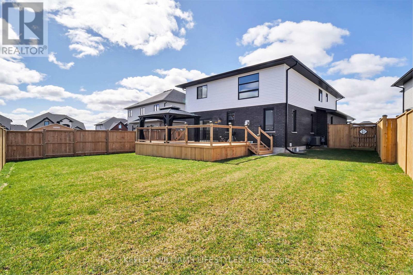 104 Crestview Drive, Middlesex Centre, Ontario  N0L 1R0 - Photo 42 - X12885458