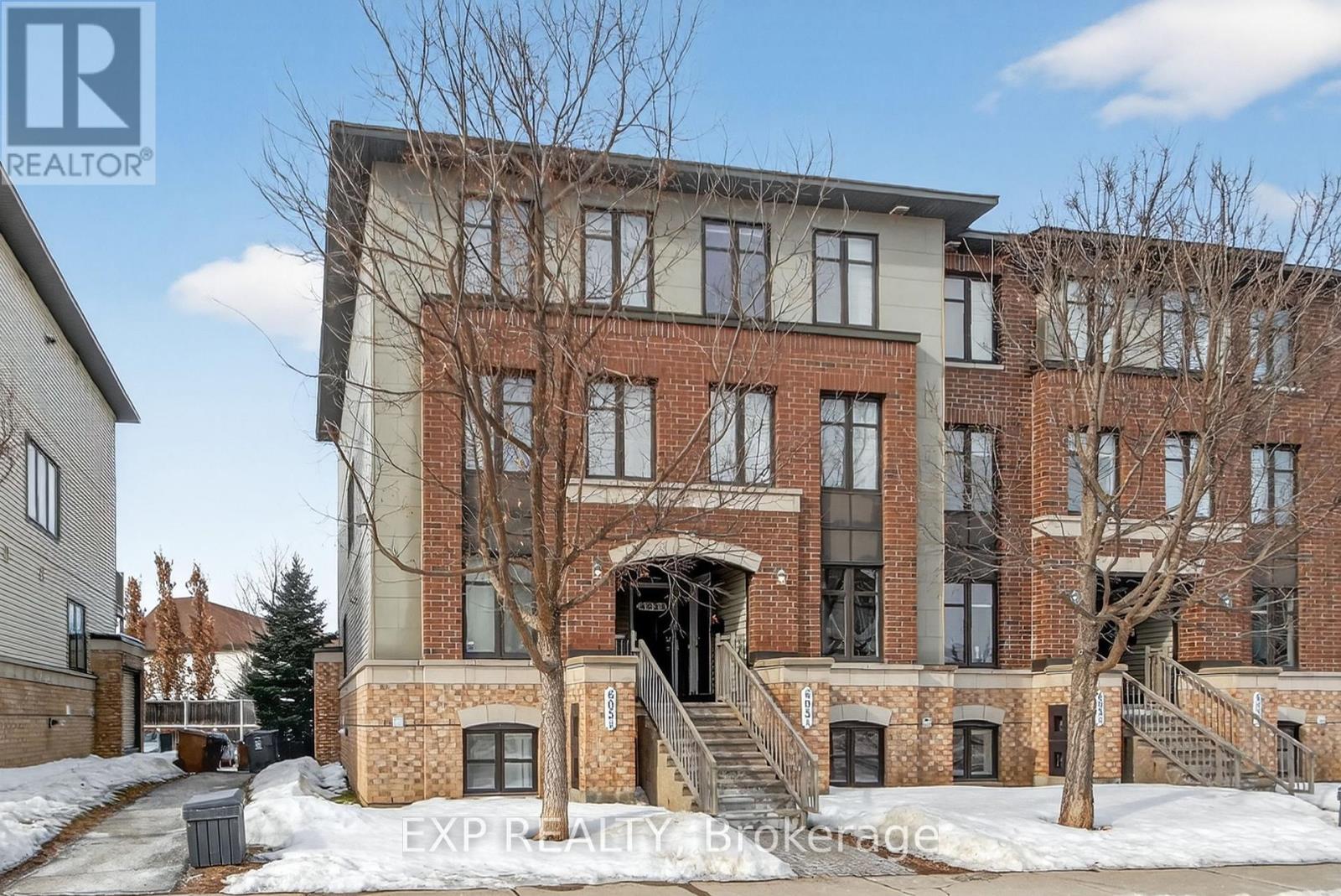 32 - 605 B Chapman Mills Drive, Ottawa, Ontario  K2J 5T1 - Photo 2 - X12885464