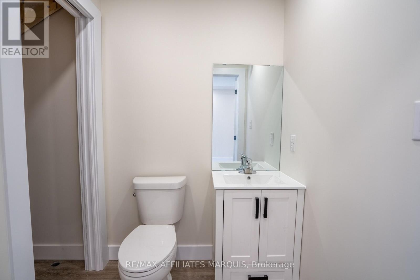 5 Church Street E, Westport, Ontario K0G 1X0 - Photo 10 - X12885526