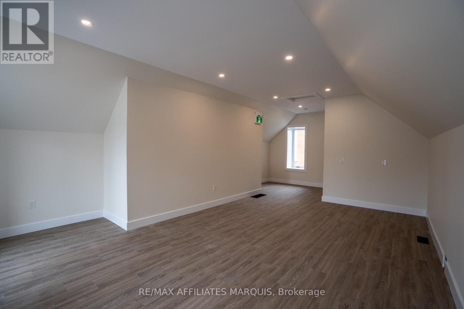 5 Church Street E, Westport, Ontario K0G 1X0 - Photo 15 - X12885526