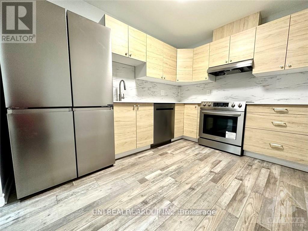 1464 Baseline Road, Ottawa, Ontario  K2C 0B2 - Photo 4 - X12885544