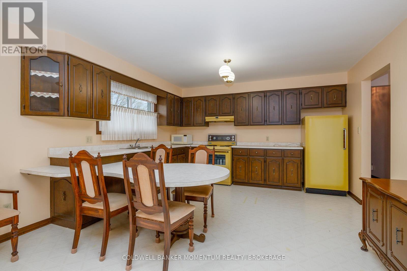 64 Larchwood Circle, Welland (N. Welland), Ontario  L3C 6T2 - Photo 14 - X12885488