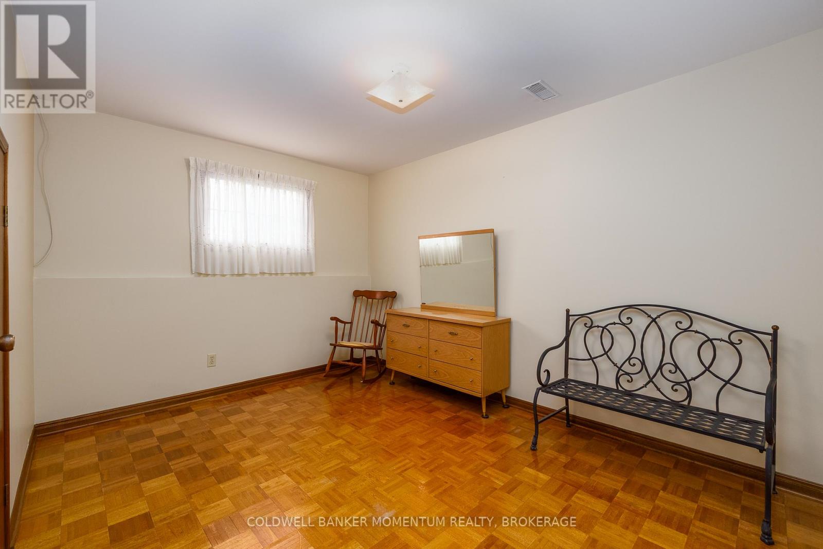 64 Larchwood Circle, Welland (N. Welland), Ontario  L3C 6T2 - Photo 24 - X12885488