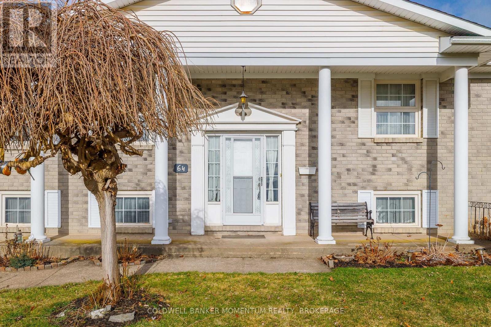 64 Larchwood Circle, Welland (N. Welland), Ontario  L3C 6T2 - Photo 5 - X12885488