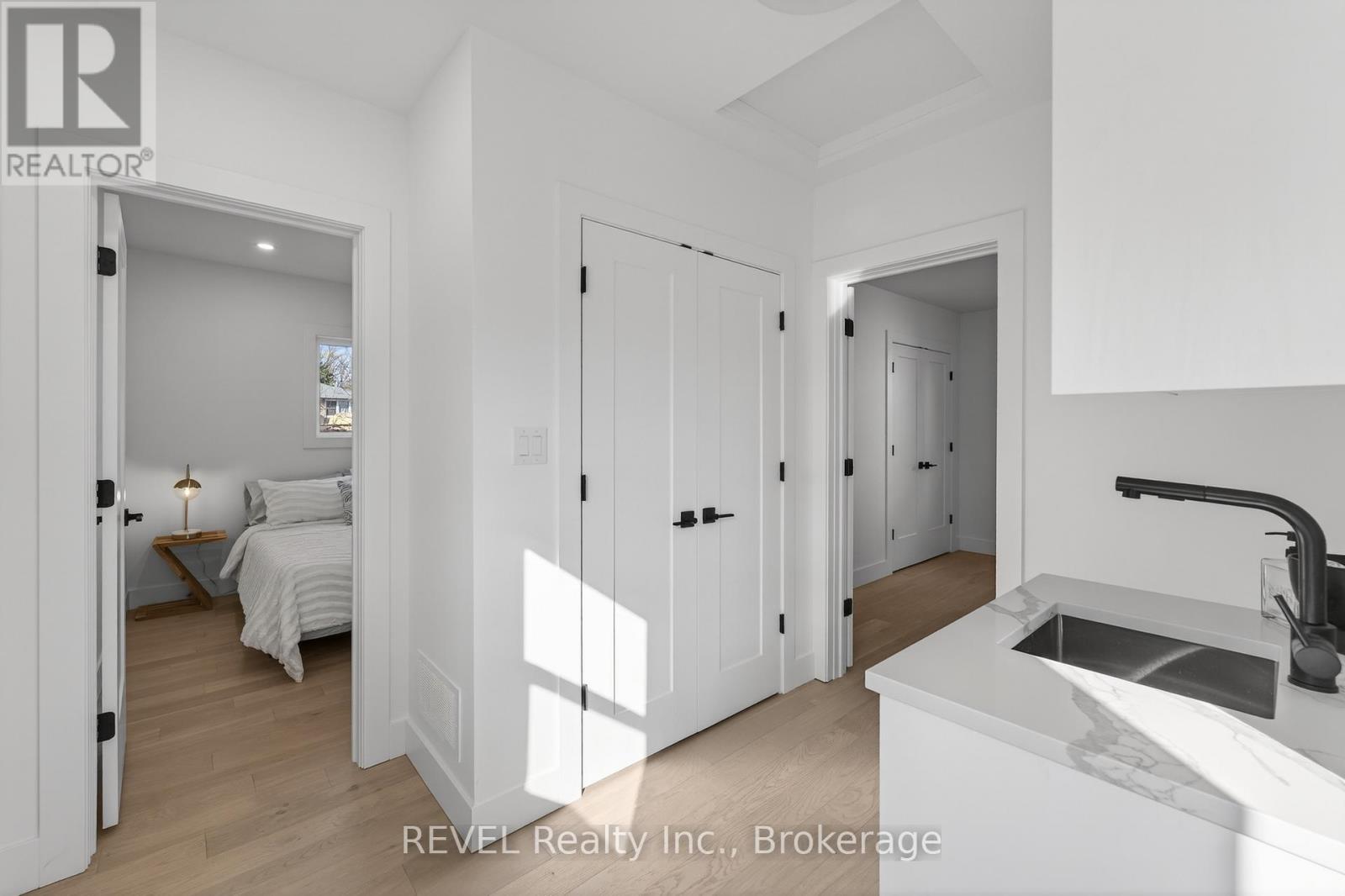 12 Bailey Street, St. Catharines, Ontario  L2S 1J4 - Photo 26 - X12885492