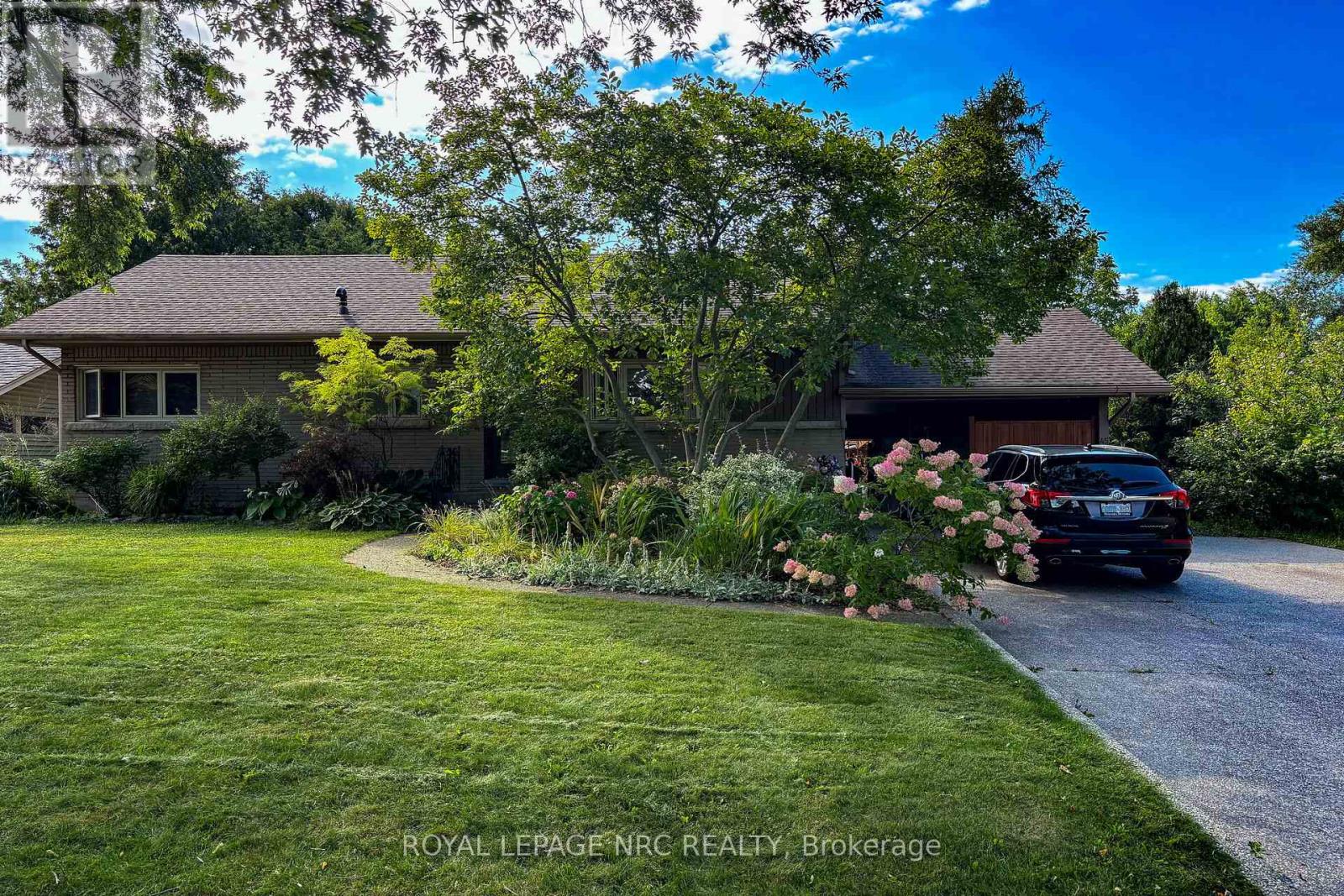 45 Nickerson Avenue, St. Catharines, Ontario  L2N 3M5 - Photo 2 - X12885508