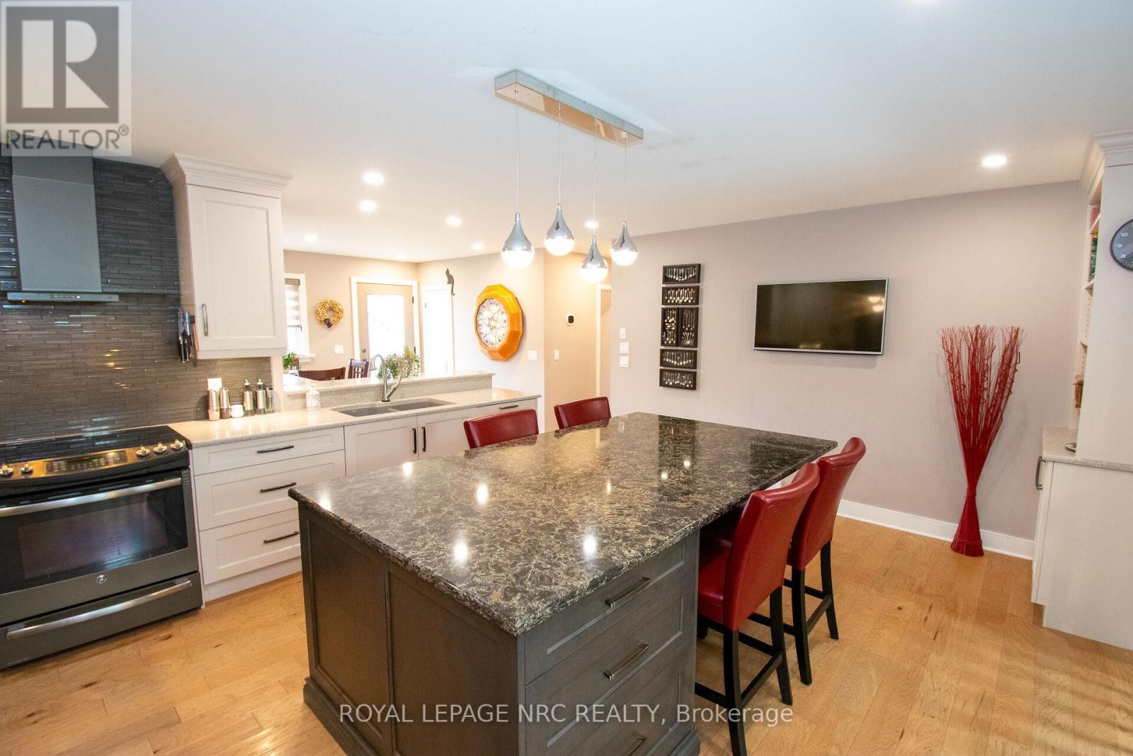 45 Nickerson Avenue, St. Catharines, Ontario  L2N 3M5 - Photo 20 - X12885508