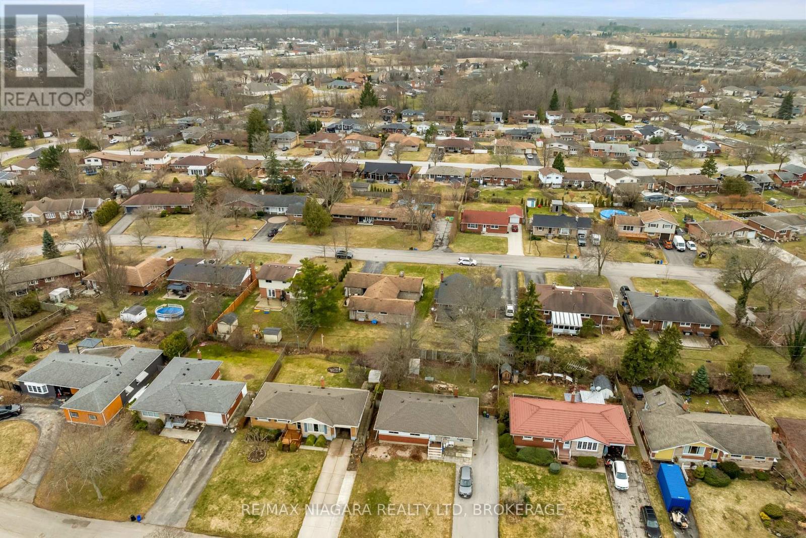 9 Caithness Drive, Welland (Prince Charles), Ontario  L3C 4Z3 - Photo 49 - X12885516