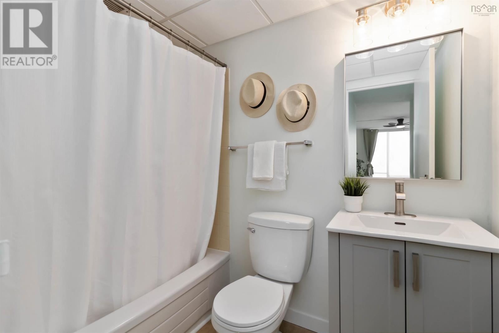 5572 North Ridge Road, Halifax, Nova Scotia  B3K 5K2 - Photo 24 - 202604602