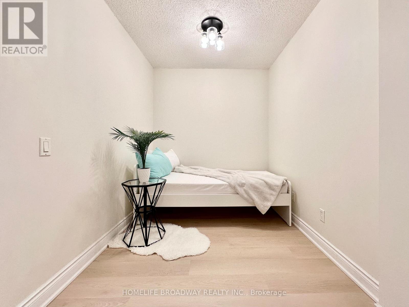 521 - 15 Northtown Way, Toronto, Ontario  M2N 7A2 - Photo 7 - C12885448